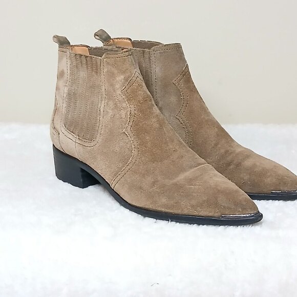 Marc Fisher Yohani Suede Chelsea Western Inspired Bootie Tan Size 8.5 - Picture 6 of 9